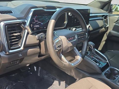 Used 2025 GMC Canyon Elevation RWD image 12