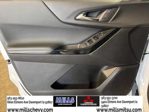 Used 2025 Chevrolet Equinox LT image 9