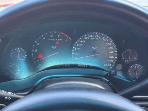 Used 1998 Chevrolet Corvette Convertible w/ Performance Handling Pkg image 23