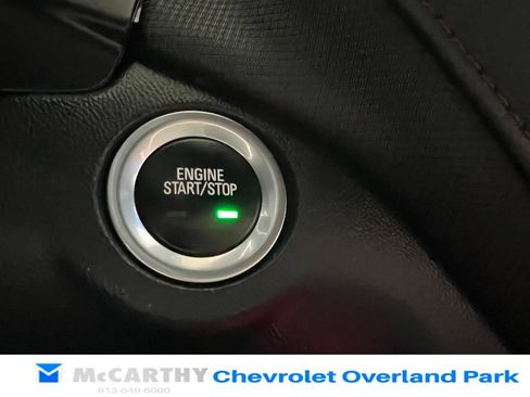 Used 2022 Chevrolet Equinox RS w/ RS Leather Package FWD image 18