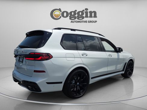 New 2026 BMW X7 M60i w/ Climate Comfort Package AWD/4WD image 5