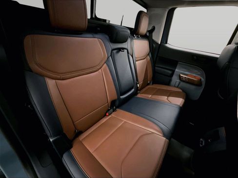 Used 2023 Ford Maverick Lariat w/ Equipment Group 500A Standard image 26