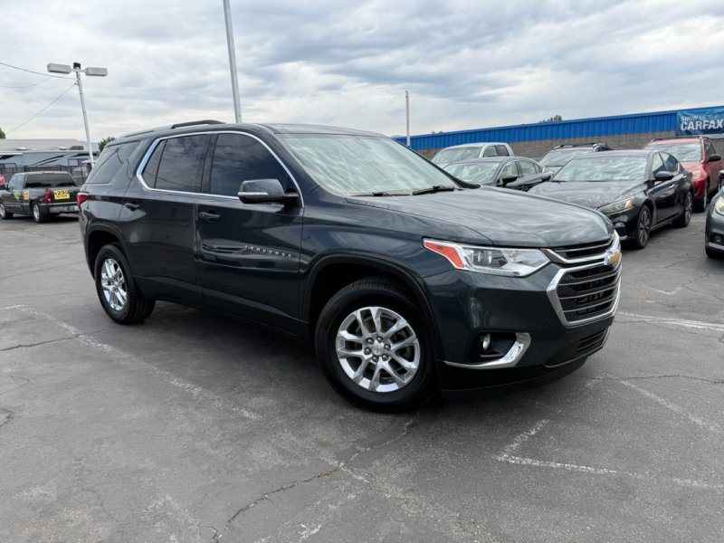 Used 2018 Chevrolet Traverse LT AWD/4WD image 1