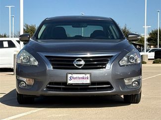 Used 2015 Nissan Altima 2.5 SV w/ Convenience Package video 2