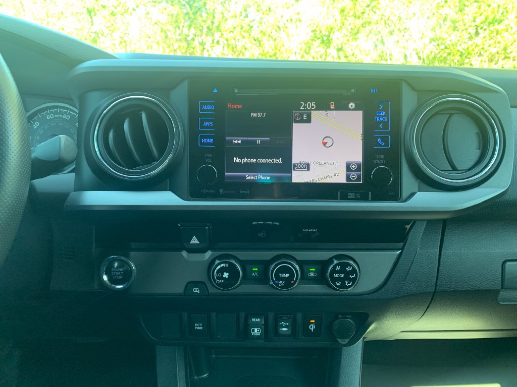 Used 2018 Toyota Tacoma TRD Sport RWD image 15
