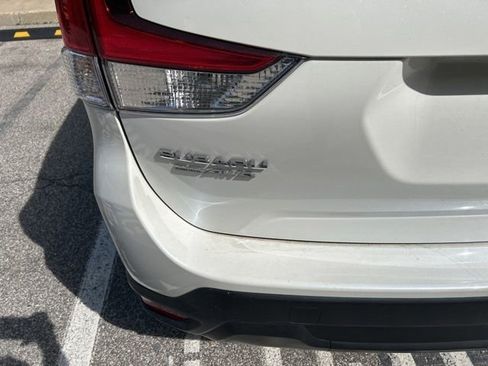Used 2023 Subaru Forester Premium AWD/4WD image 8