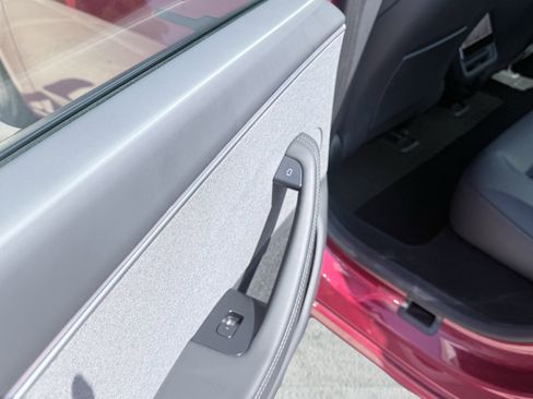 Used 2025 Tesla Model 3 RWD image 26