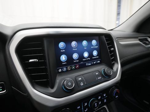 Used 2023 GMC Acadia SLT w/ Elevation Edition image 6