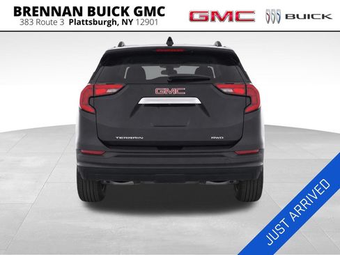 Used 2020 GMC Terrain SLE w/ Driver Convenience Package AWD/4WD image 4