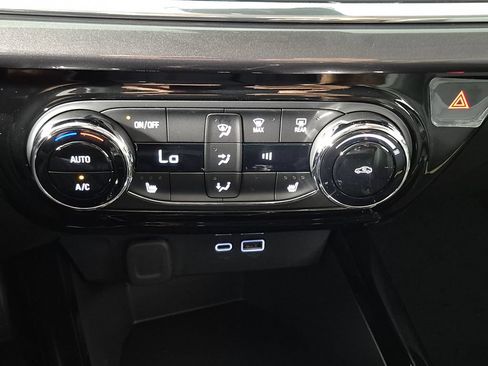 New 2026 Chevrolet Trax ACTIV w/ Driver Confidence Package FWD image 20
