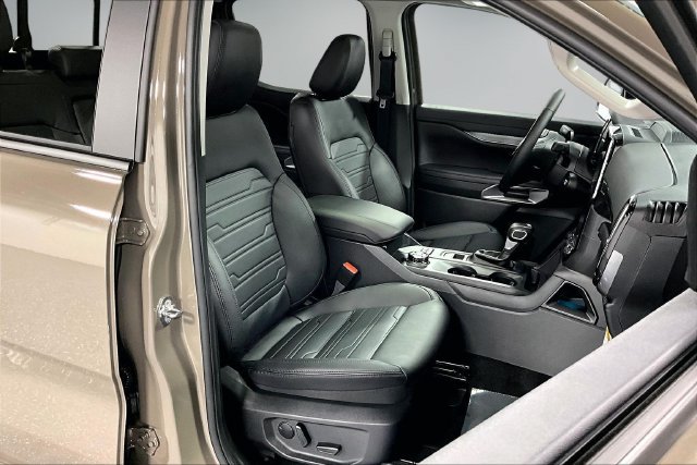 New 2026 Ford Ranger Lariat w/ Black Appearance Package AWD/4WD image 11