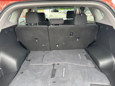 Used 2017 Hyundai Tucson SE image 28