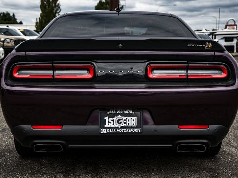 Used 2022 Dodge Challenger R/T Scat Pack RWD image 17