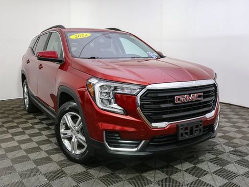 Used 2022 GMC Terrain SLE w/ Driver Convenience Package AWD/4WD image 3