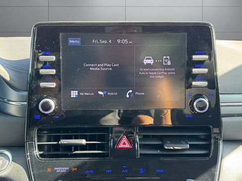 Used 2022 Hyundai Ioniq Blue FWD image 21