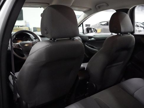 Used 2017 Chevrolet Cruze LT w/ Convenience Package FWD image 21