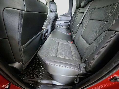 Used 2022 Toyota Tundra Limited AWD/4WD image 27