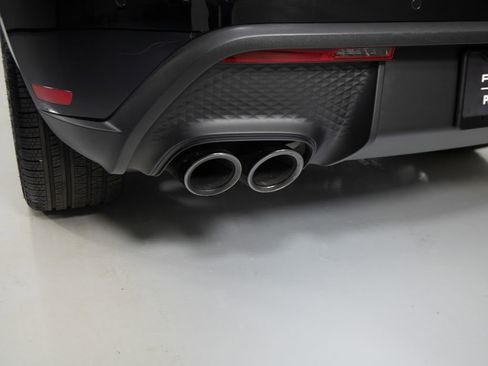 Certified 2026 Porsche Macan AWD/4WD image 40