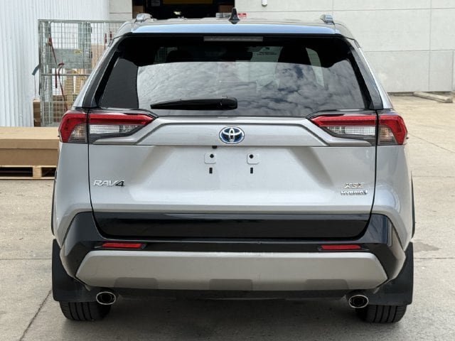 Used 2022 Toyota RAV4 XSE AWD/4WD image 5