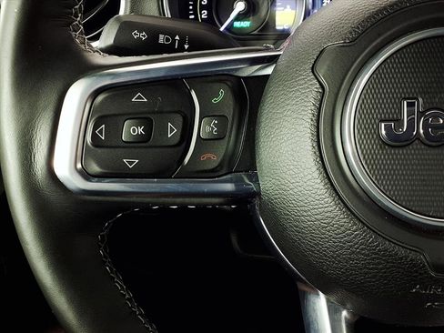 Used 2022 Jeep Wrangler Unlimited Sahara w/ Cold Weather Group image 21