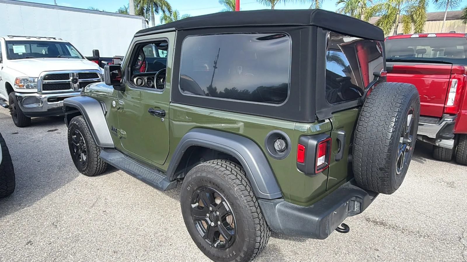 Used 2021 Jeep Wrangler Sport AWD/4WD image 5