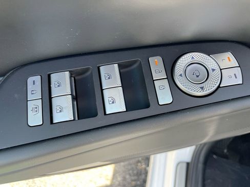 Used 2025 Genesis G80 2.5T Sport Prestige AWD/4WD image 41