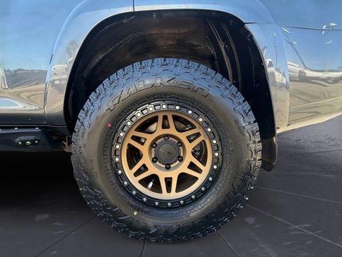 Used 2021 Toyota 4Runner TRD Off-Road Premium w/ Moonroof Package AWD/4WD image 30