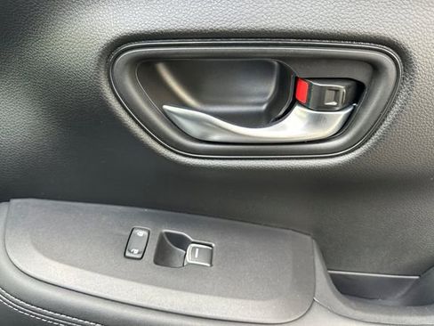 Certified 2024 Honda HR-V EX-L image 19