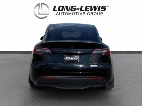 Used 2023 Tesla Model Y Performance AWD/4WD image 4