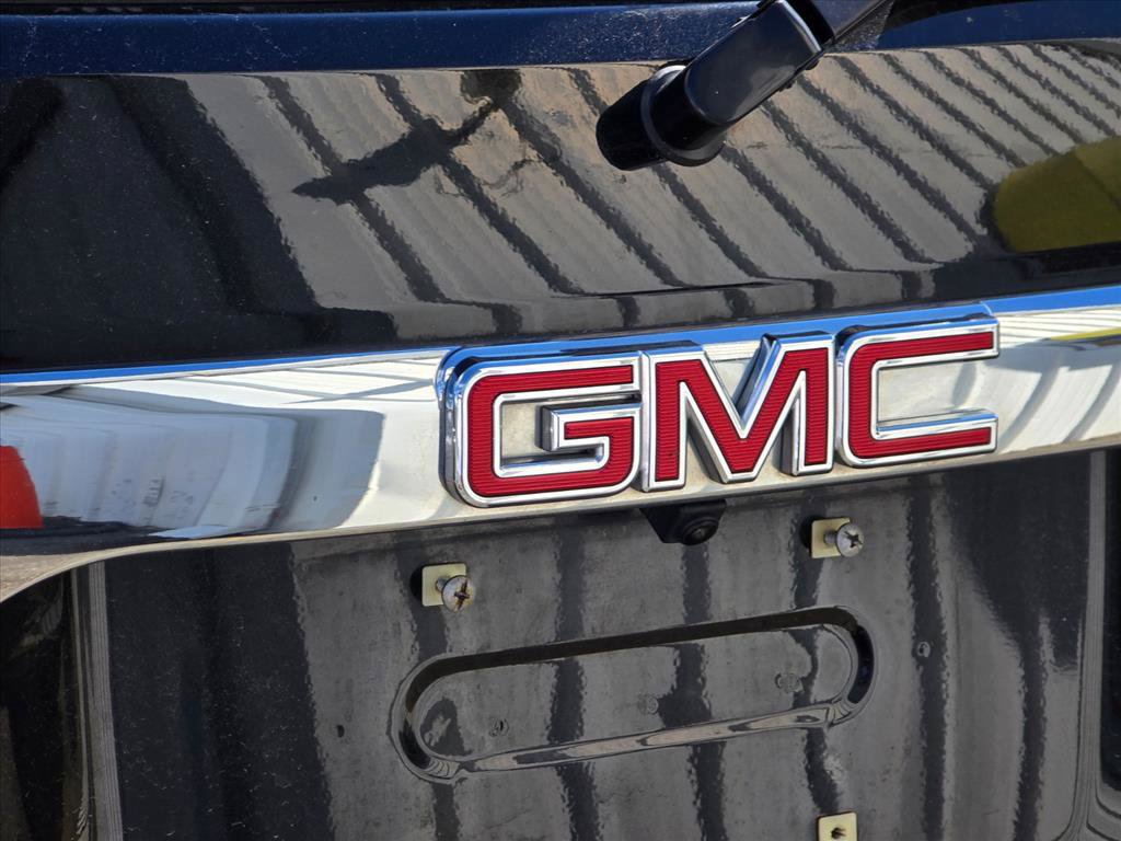 Used 2019 GMC Acadia Denali w/ Technology Package FWD image 14