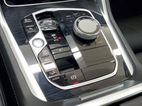 Certified 2024 BMW X6 M60i image 22