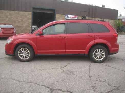 Used 2014 Dodge Journey SXT AWD/4WD image 8
