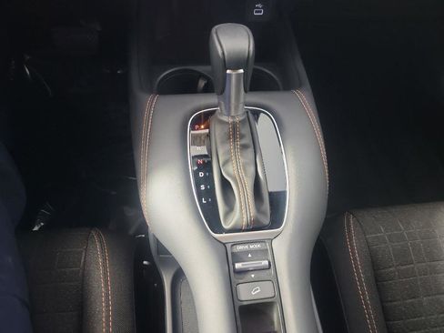 Certified 2025 Honda HR-V Sport image 32