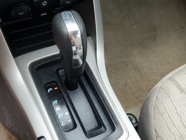 Used 2010 Ford Focus SE FWD image 20