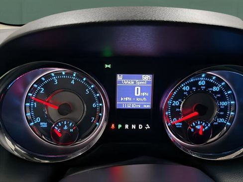 Used 2012 Chrysler Town & Country Touring-L w/ Entertainment Group #2 image 18