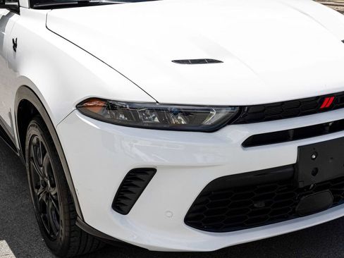 Used 2024 Dodge Hornet R/T w/ Tech Pack w/o Parking AWD/4WD image 36