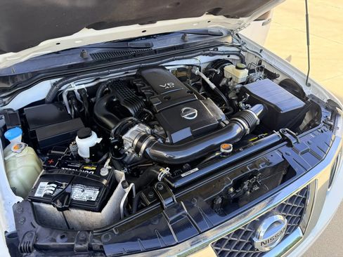 Used 2016 Nissan Frontier SV image 27