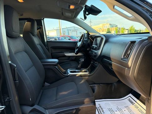 Used 2022 Chevrolet Colorado LT w/ Fleet Safety Package RWD image 10