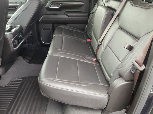 Used 2023 GMC Sierra 1500 SLT w/ SLT Premium Package AWD/4WD image 20
