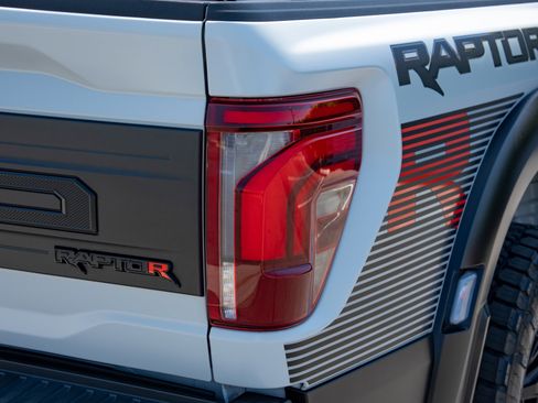 Used 2024 Ford F150 Raptor w/ Equipment Group 803A Raptor R AWD/4WD image 34