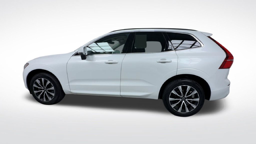 Used 2023 Volvo XC60 B5 Core w/ Climate Package AWD/4WD image 5