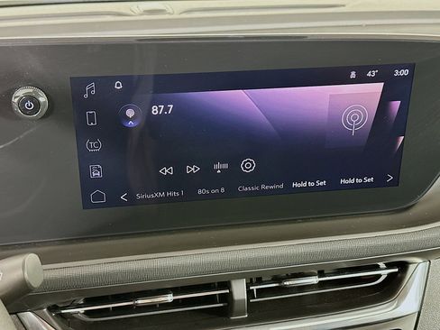 Used 2025 Buick Envista Preferred FWD image 21