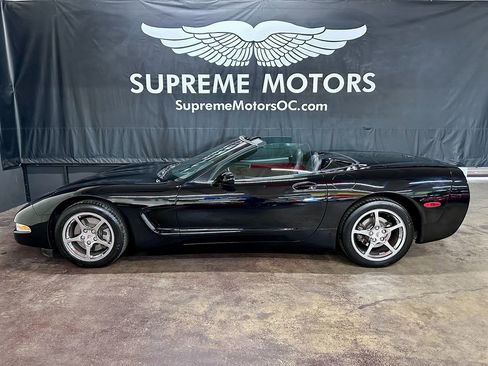 Used 2004 Chevrolet Corvette Convertible w/ Preferred Equipment Group image 7