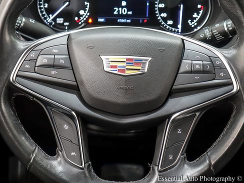 Used 2022 Cadillac XT5 Luxury FWD image 18