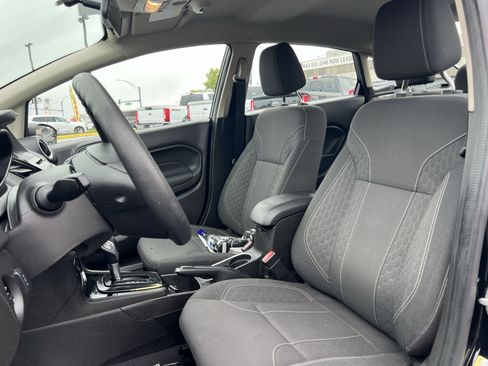 Used 2019 Ford Fiesta SE w/ Equipment Group 201A FWD image 8
