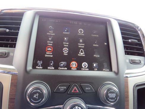 Used 2015 RAM 1500 Laramie w/ Convenience Group AWD/4WD image 27