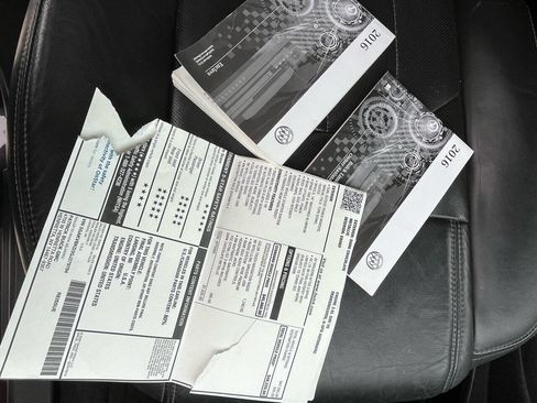 Used 2016 Buick Enclave Leather image 22