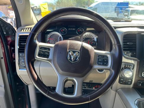 Used 2017 RAM 1500 Laramie w/ Convenience Group image 10