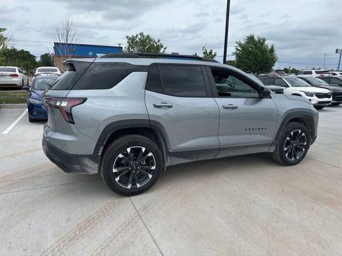 Used 2025 Chevrolet Equinox RS image 15