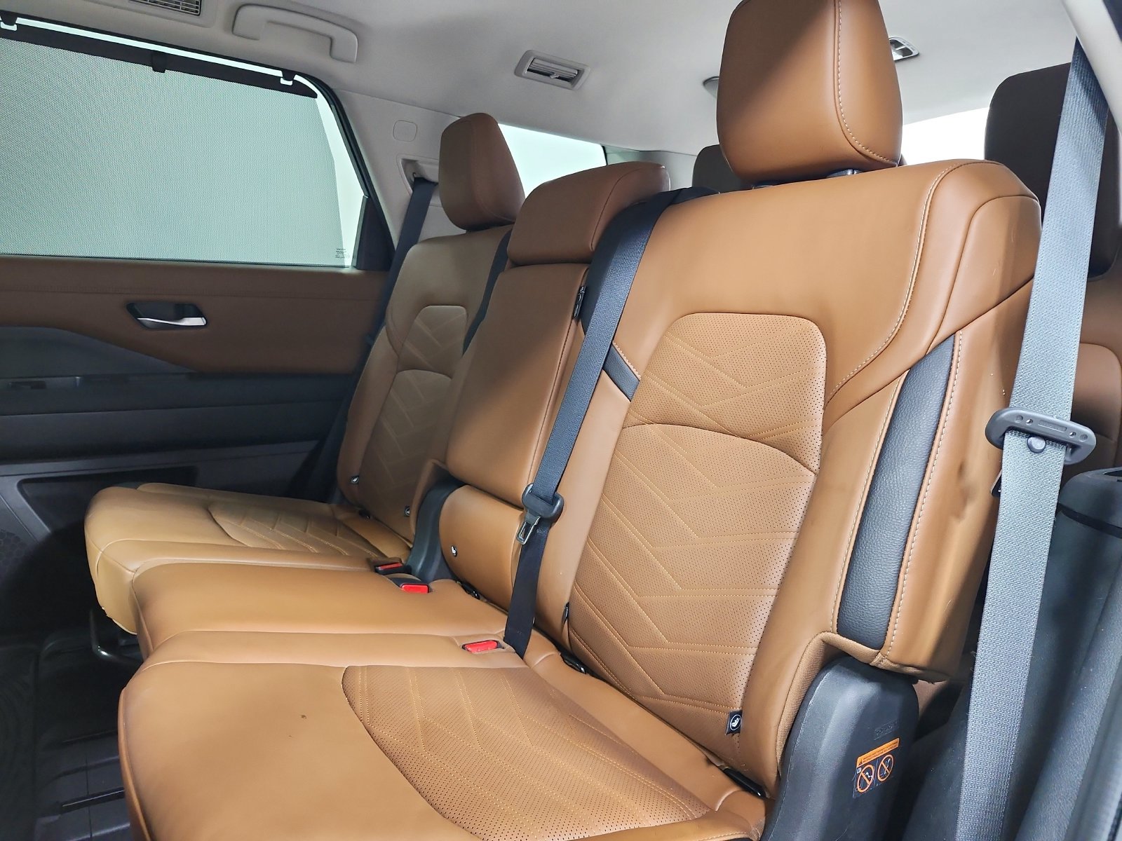 Used 2023 Nissan Pathfinder Platinum w/ Cargo Package AWD/4WD image 35